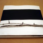 Marina Berdalet - series - llibres d’art sobre obra poètica - Salvador Espriu - Cicle Espriu, homenatge - Tinta xinesa i llapis blanc sobre paper - 23 x 23 cm - llibre acordió - 2013